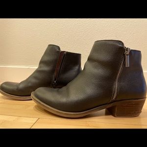 Kensie faux leather booties size6.5 Women
